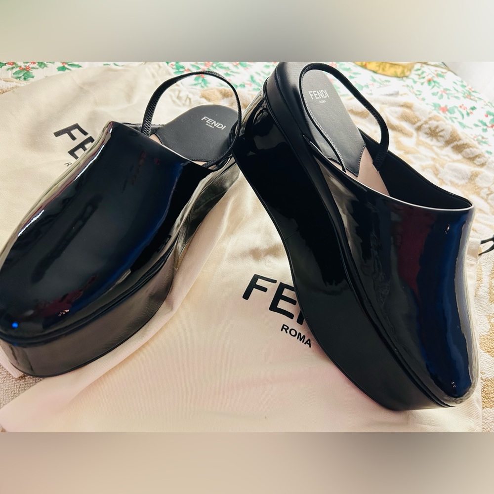Fendi Black Patent Leather Mules .. great for the holiday season. Brand new.
